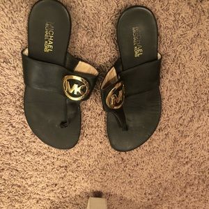 MICHAEL KORS THONG SANDALS